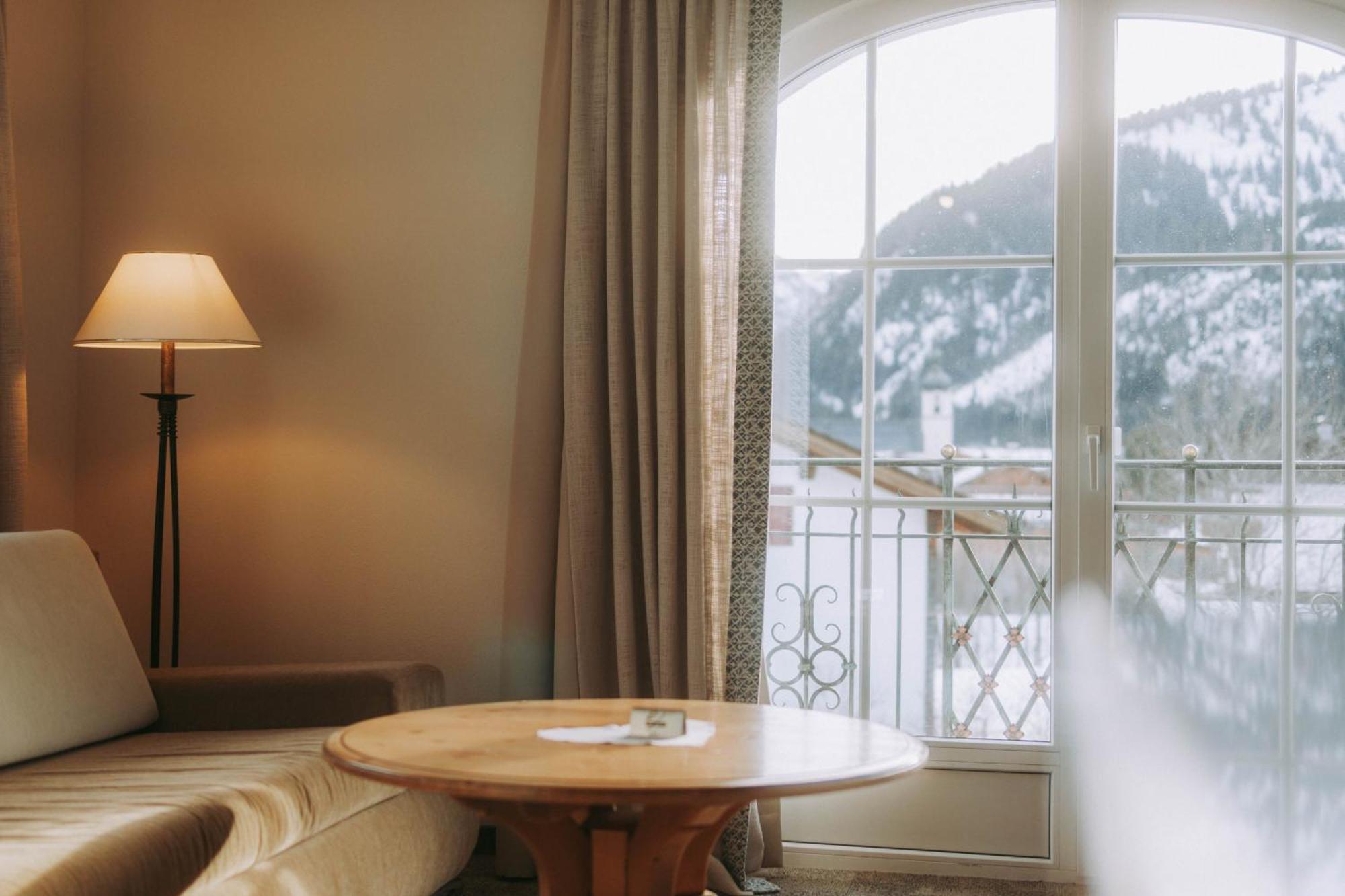 Mons Suites Wine Passion 坦海姆 外观 照片